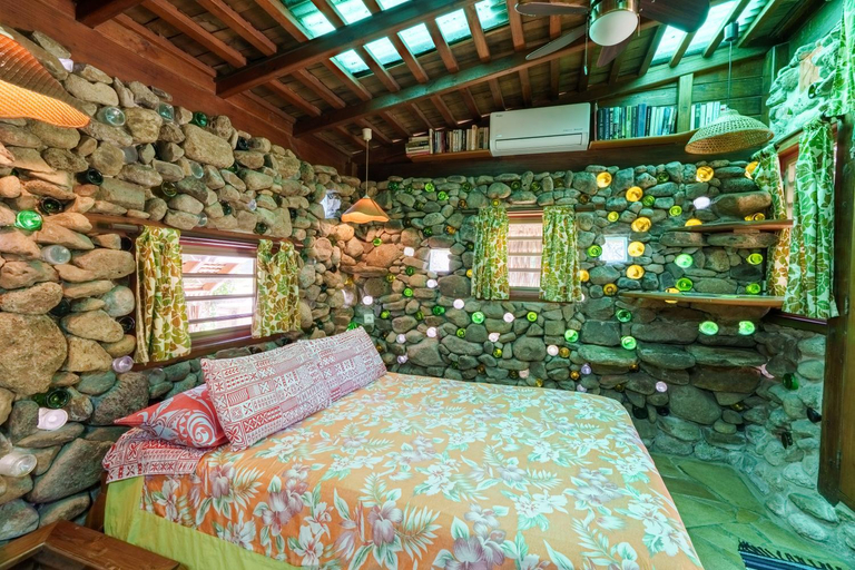 Bedroom 2, Heimanarii's Lodge - Fare Manu