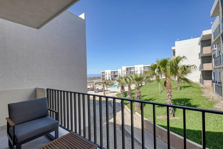 View from room, Bright and Modern Condo w/ Balcony, Shared Pool, A/c, Minutes to Beach & Town, La Paz