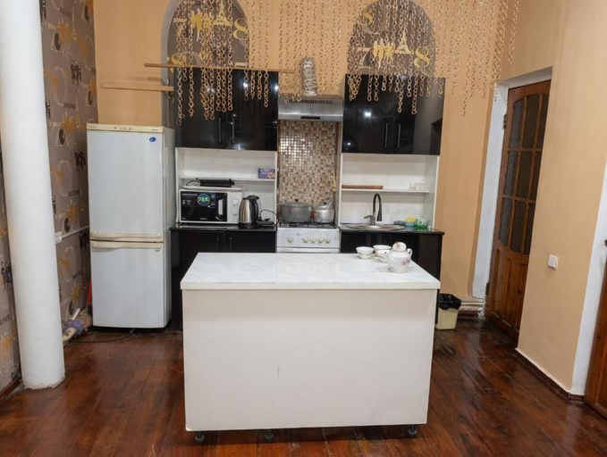 Others 3, Ayvan Eco Hostel, Qibray