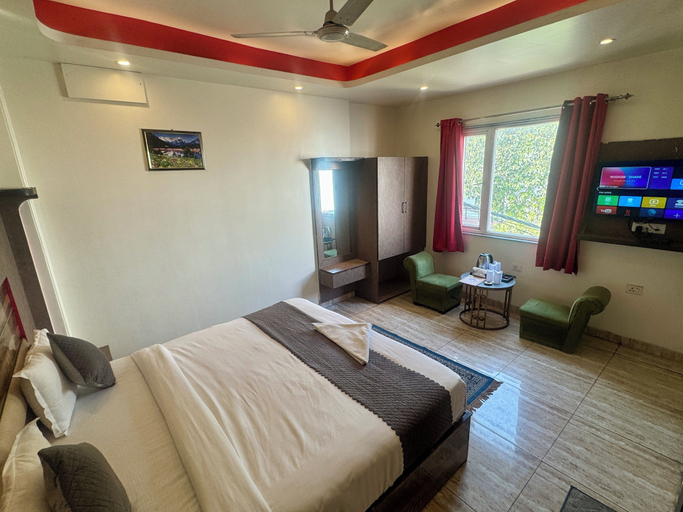 Room 2, V HOTEL DEV RESIDENCY, Delhi