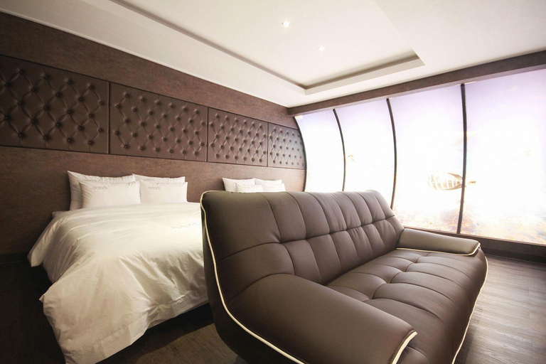 Bedroom 2, Yeosu Arirang Hill, Yeosu