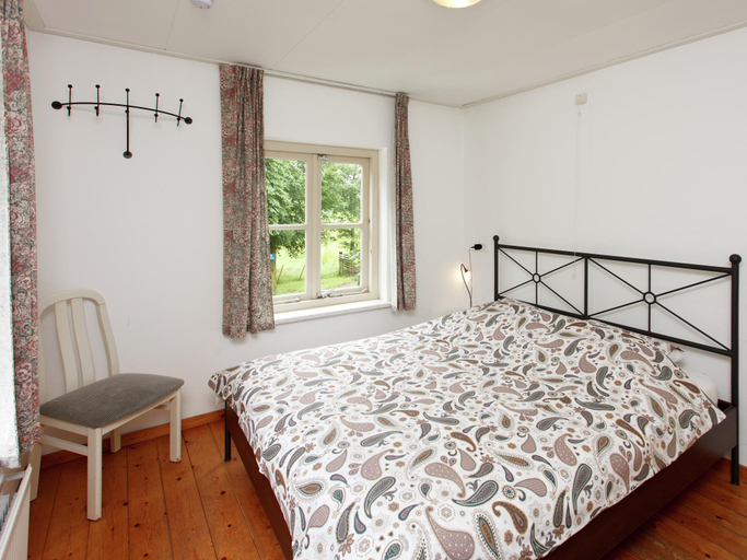 Bedroom 2, Holiday Home Lage Mierde with Garden BBQ, Reusel-De Mierden