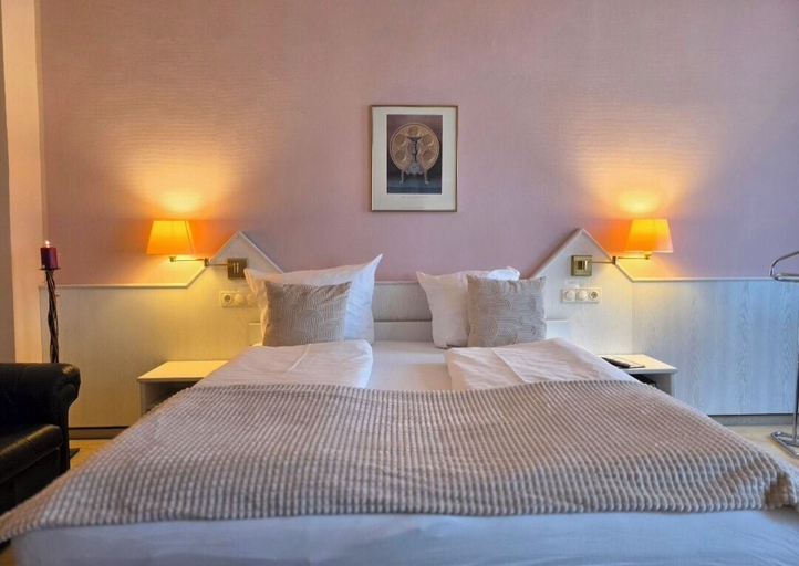Bedroom 2, Hotel Elisenhof, Chemnitz