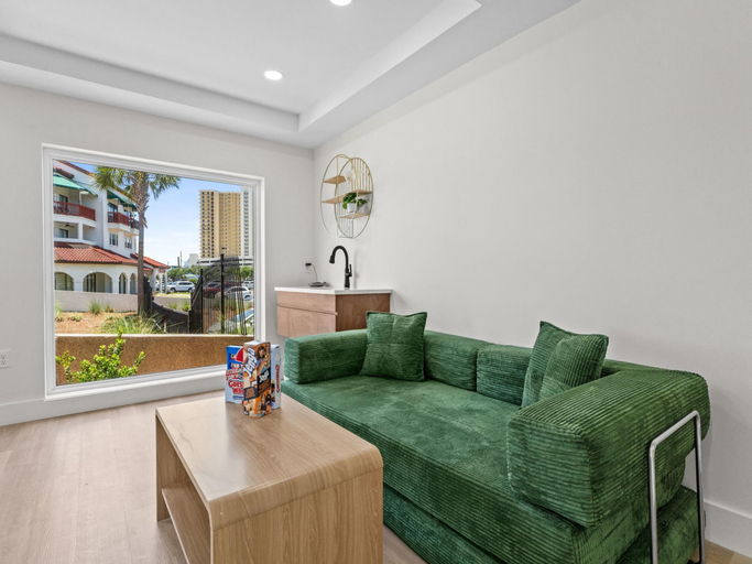 Property amenity 2, 3012 Emerald Coast C, Bay