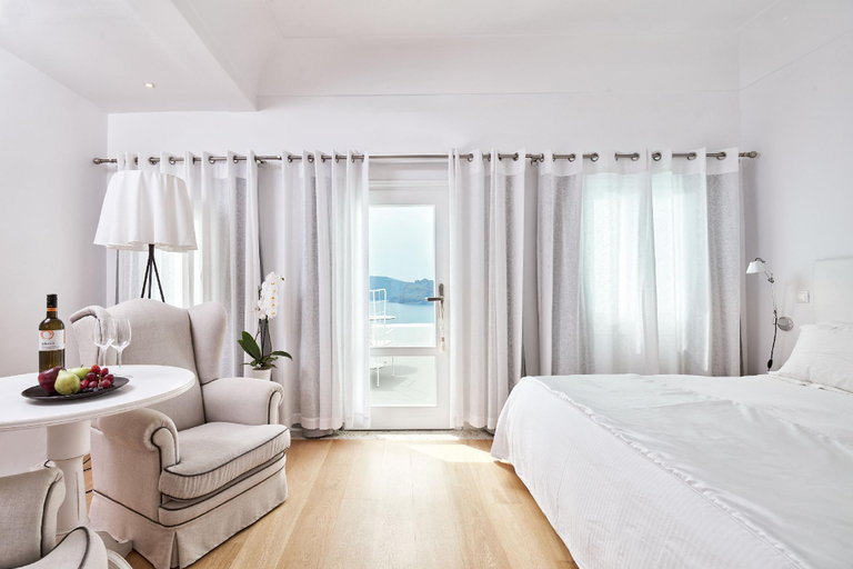 Bedroom 3, Katikies Santorini - Gea House The Leading Hotels, South Aegean