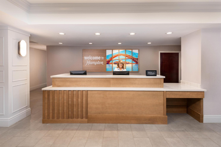 Public Area 2, Hampton Inn South Plainfield-Piscataway, Middlesex
