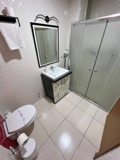 Bathroom 5, Pointbreak Hotel, Merkez