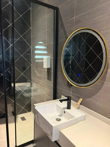 Bathroom, Bourdillon Hotel & Apartments Airport Rd, AbujaMun