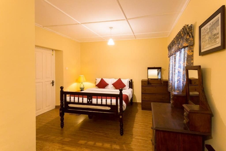 Room 2, The Rockbourne Bungalow, Doluwa