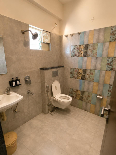 Bathroom 5, Kubo By Convivial Hotels, Indore