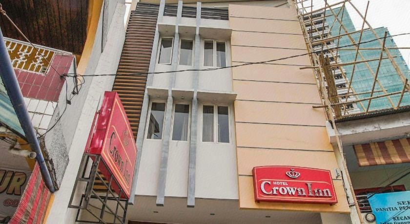 Exterior & Views 2, RedDoorz Plus @ Karebosi Area 2 Makassar, Makassar