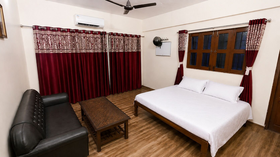 Room 2, Balaji Hotel, Farrukhabad