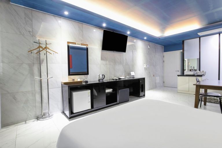 Bedroom 4, Incheon Pentastar Hotel, Gimpo