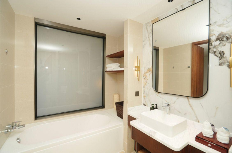Bathroom 5, Badminton Hotel, Hainan