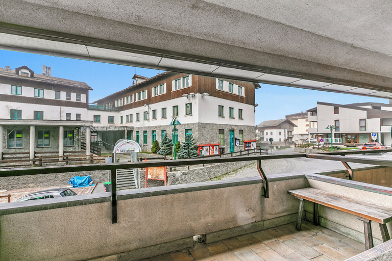 Balcony 4, Prestige Eleven In The Center Of Town, Torino