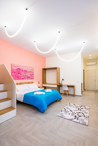 Room 4, Solaris Suites by Napoliapartments, Napoli