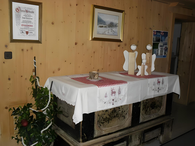 Others 2, Maroldenhof, Zell am See