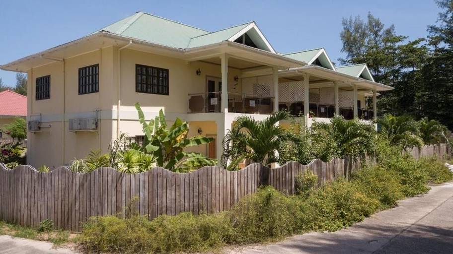 Exterior 5, Chez Bea Luxury Villa