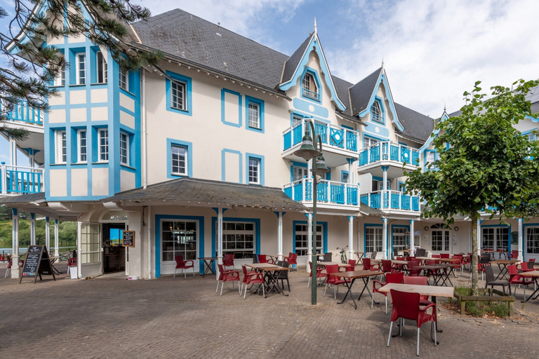 Exterior 5, Retreat With Garden or Golf Views, Somme