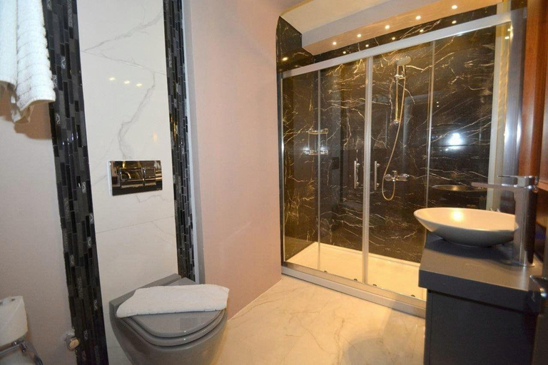 Bathroom 5, Hotel Istankoy Kusadasi, Kuşadası