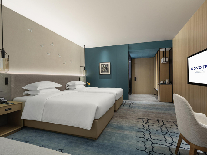 Bedroom 2, Novotel Yancheng Exhibition Center, Yancheng