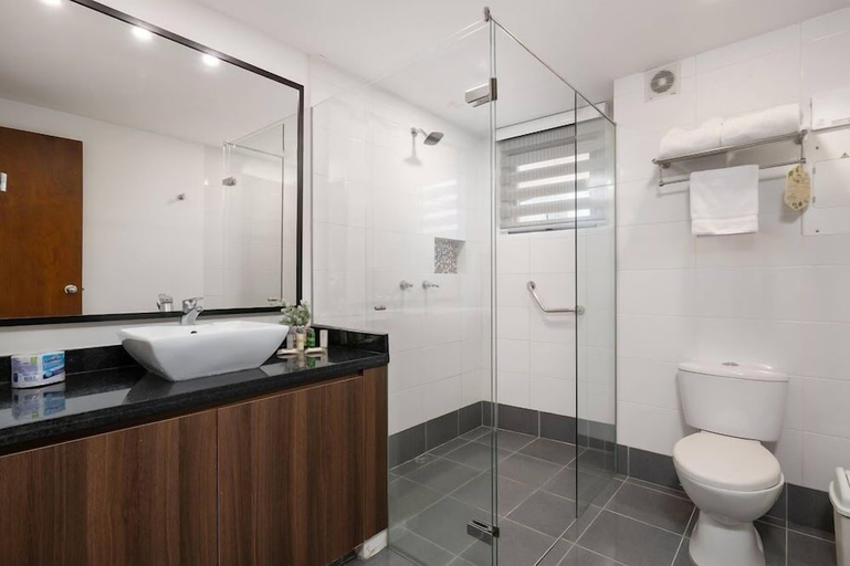 Bathroom 3, Leblon Suites Hotel Milla de Oro, Medellín