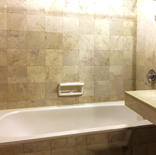 bathroom 10