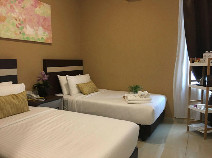 Bedroom 2, Chemara Boutique Hotel, Miri