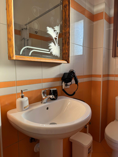 Bathroom 5, Villa Verde Vlore, Vlorës