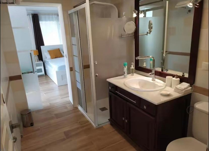 Bathroom 3, Berg & Zon Private & Pet frendly, Valencia