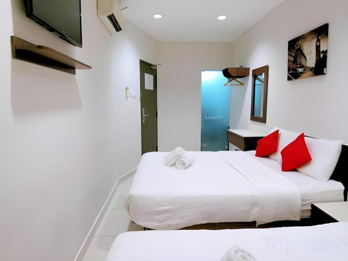 Bedroom 2, HKF Hotel, Hulu Langat