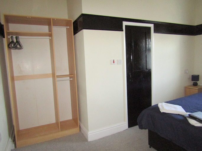 Room 2, No 12 GuestHouse, Blackpool