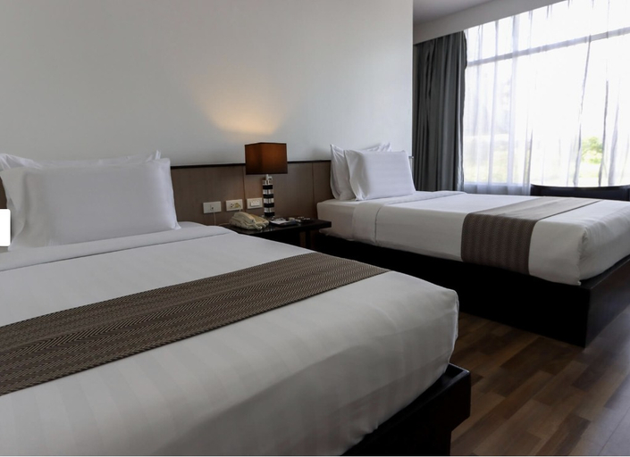 Bedroom 3, Paseo Premiere Hotel, Santa Rosa City