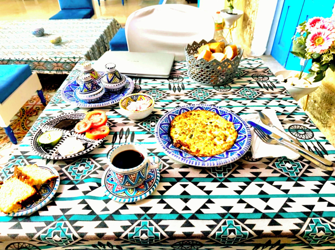 Food & Drinks 5, Dar Aziz, Sousse Médina