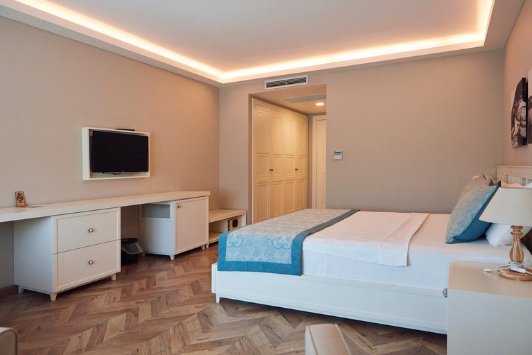 Bedroom 2, Meydani Butik Hotel, Gökçeada