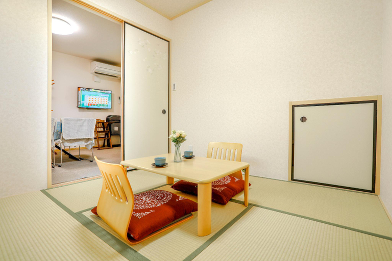 Bedroom 2, B Family & Group 4-Bedroom House near Tsuruhashi, Osaka