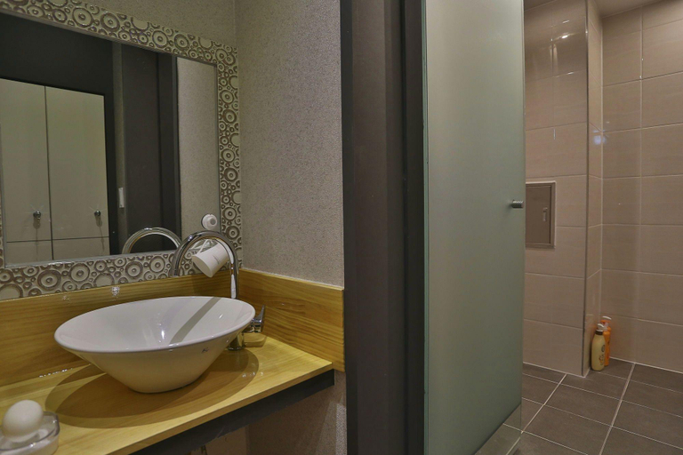 Bathroom 5, EZSTAY - Nampo, Jung