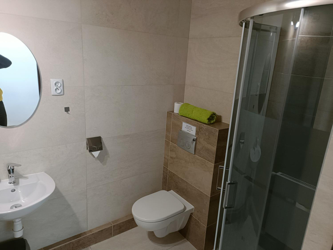 Bathroom, Noclegi Piotrkow Tryb, Piotrków Trybunalski