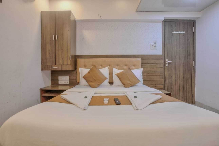 Room 2, Hotel Sonal Inn, Mumbai Suburban