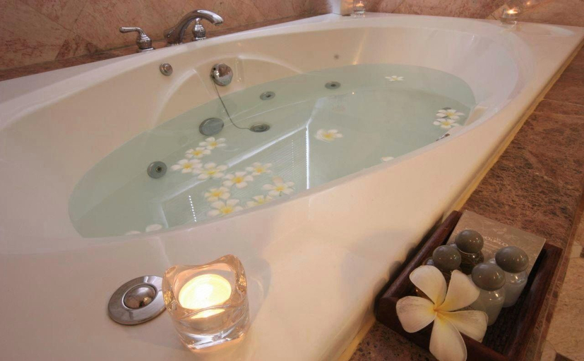 Bathroom 4, The Golf Lodge Laem Chabang, Si Racha