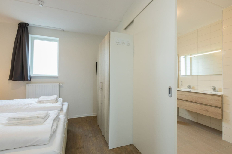 Bedroom 3, Apartment in Zoutelande Near the Beach, Veere