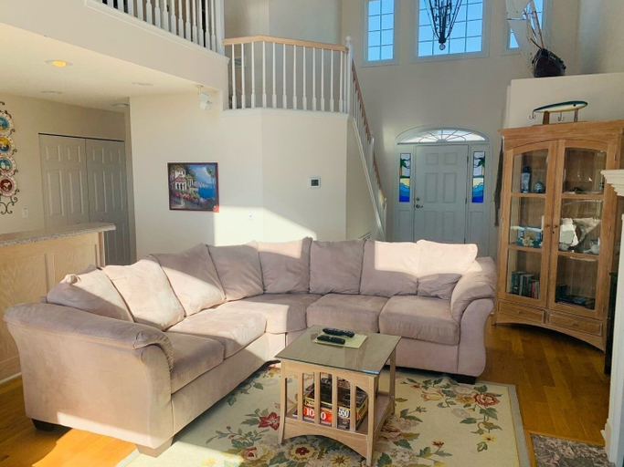 Living area 5, License To Chill 4 Bedroom Home by RedAwning, Brunswick