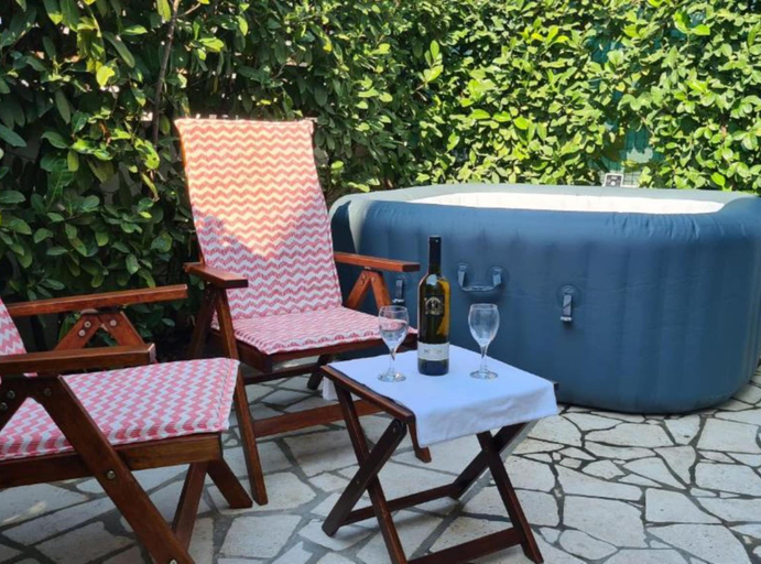 Outdoor spa tub, Gardelin Premium Apartments 2, Zadar