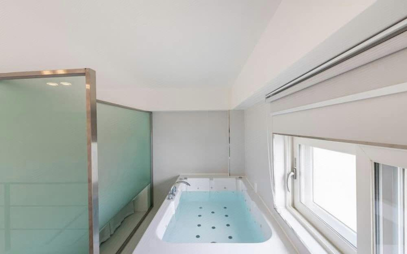 Bathroom 2, Goseong (Sokcho) Morning View Pension, Goseong