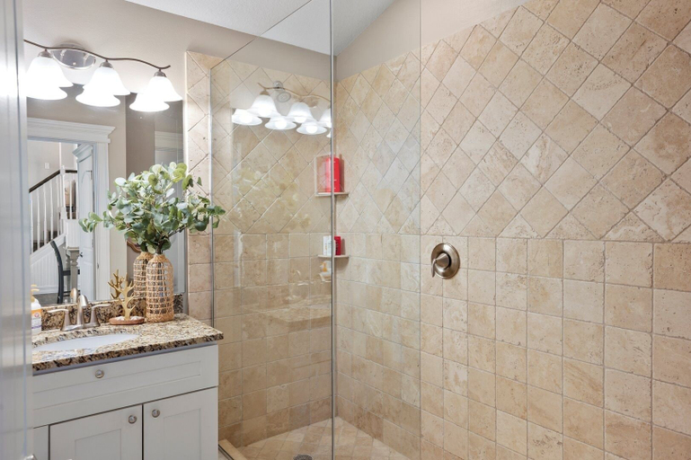 Bathroom 2, 409 73rd St 3 Bedroom Home, Manatee