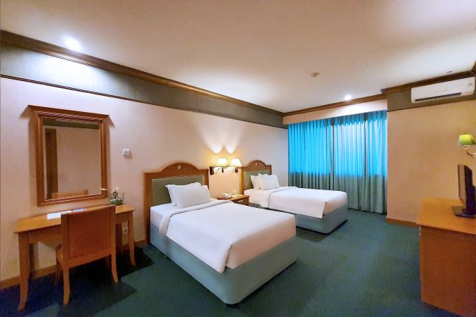 bedroom 2