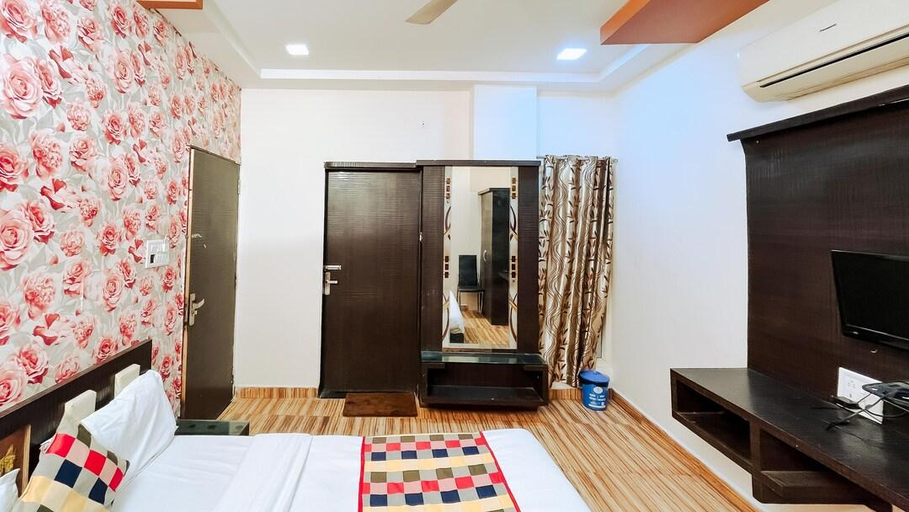 2, HOTEL SHREE SHYAM PALACE, Ujjain
