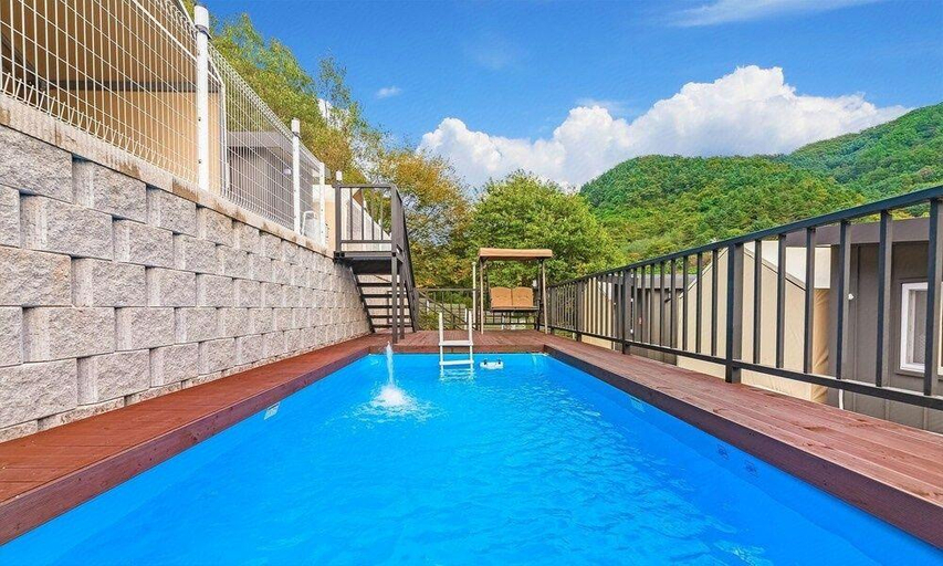 Sport & Beauty 5, Gapyeong Ddobagi Pet & Spa Glamping, Chuncheon