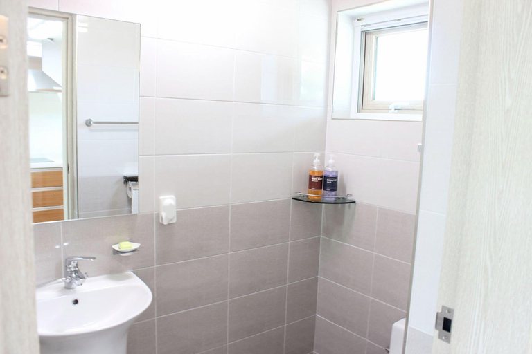 Bathroom, Jeju Seongsan Haemorat Pension, Seogwipo