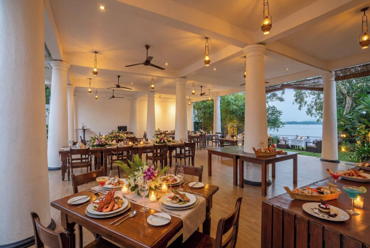 Food & Drinks 5, Peacock Beach Resort & Spa, Hambantota